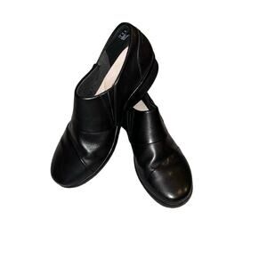 Clarks Collection Soft Cushion Leather Shoe Slip On Women 8.5 W Black‎